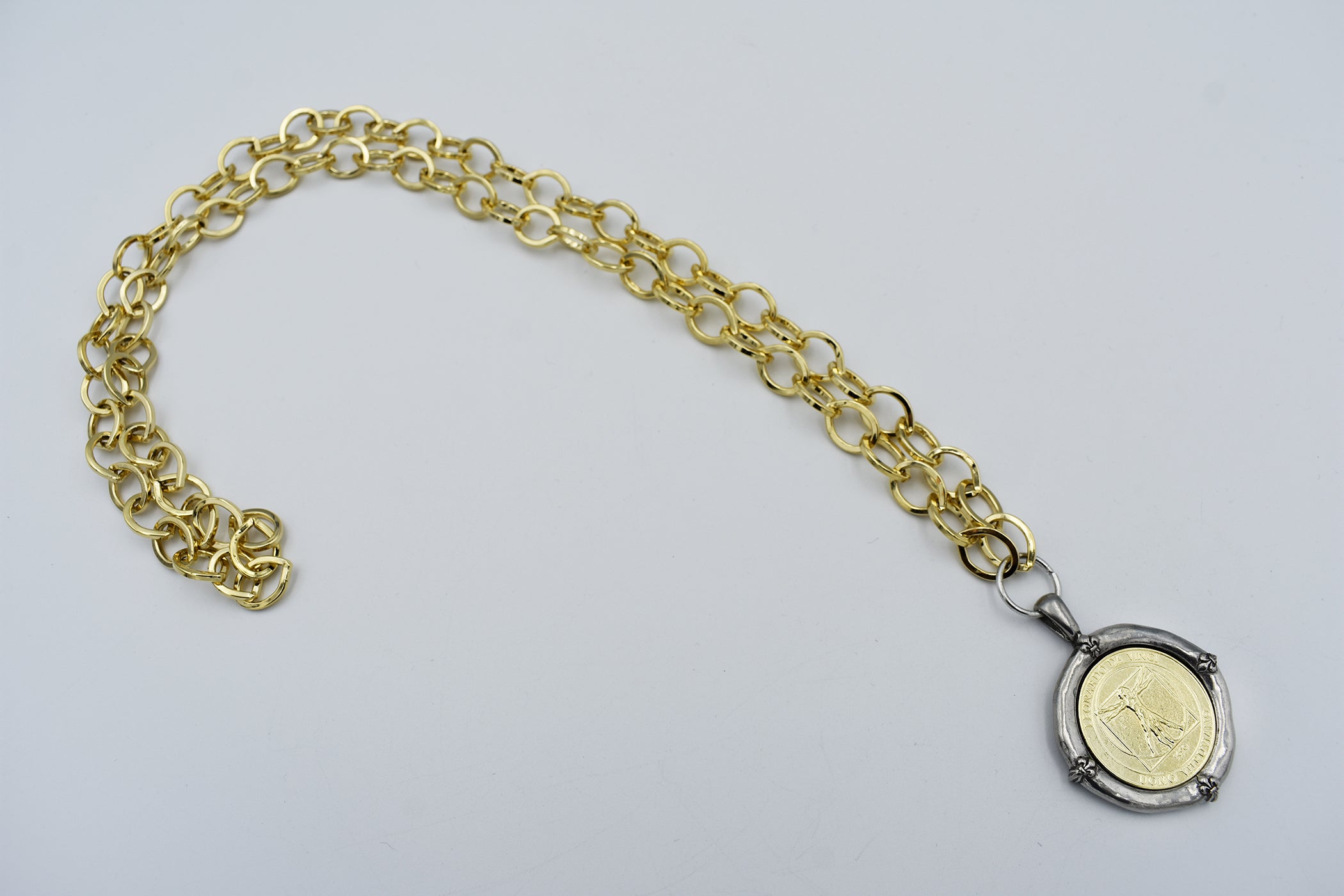 Italian Treasures Collection Gold Chain Necklace with Leonardo Da Vinci