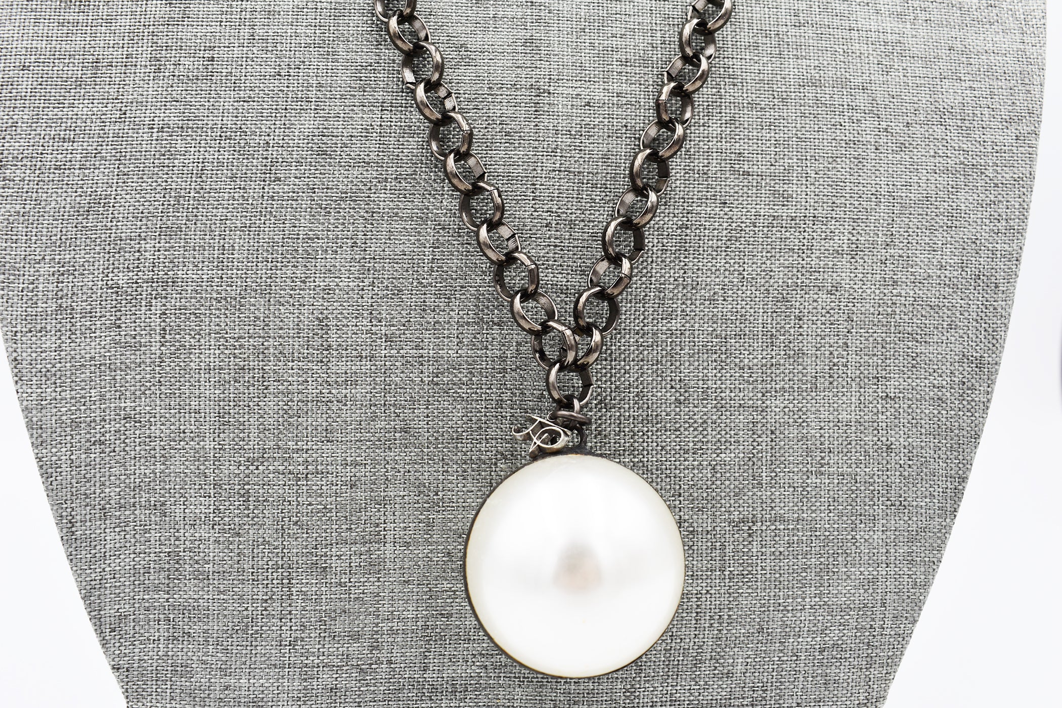 62” Gunmetal Chain Necklace with 42mm Glass Pearl