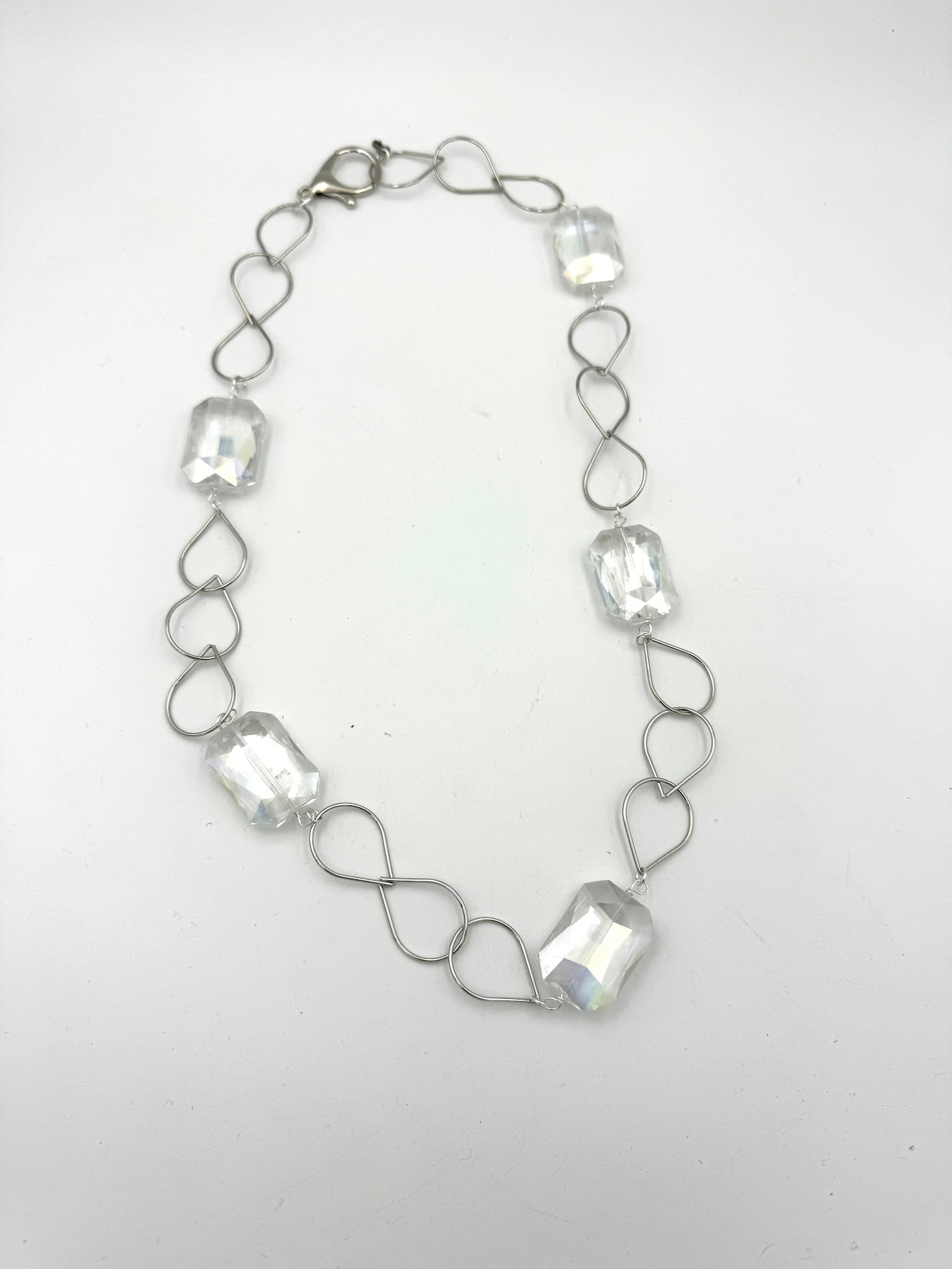 Airy Crystal Necklace